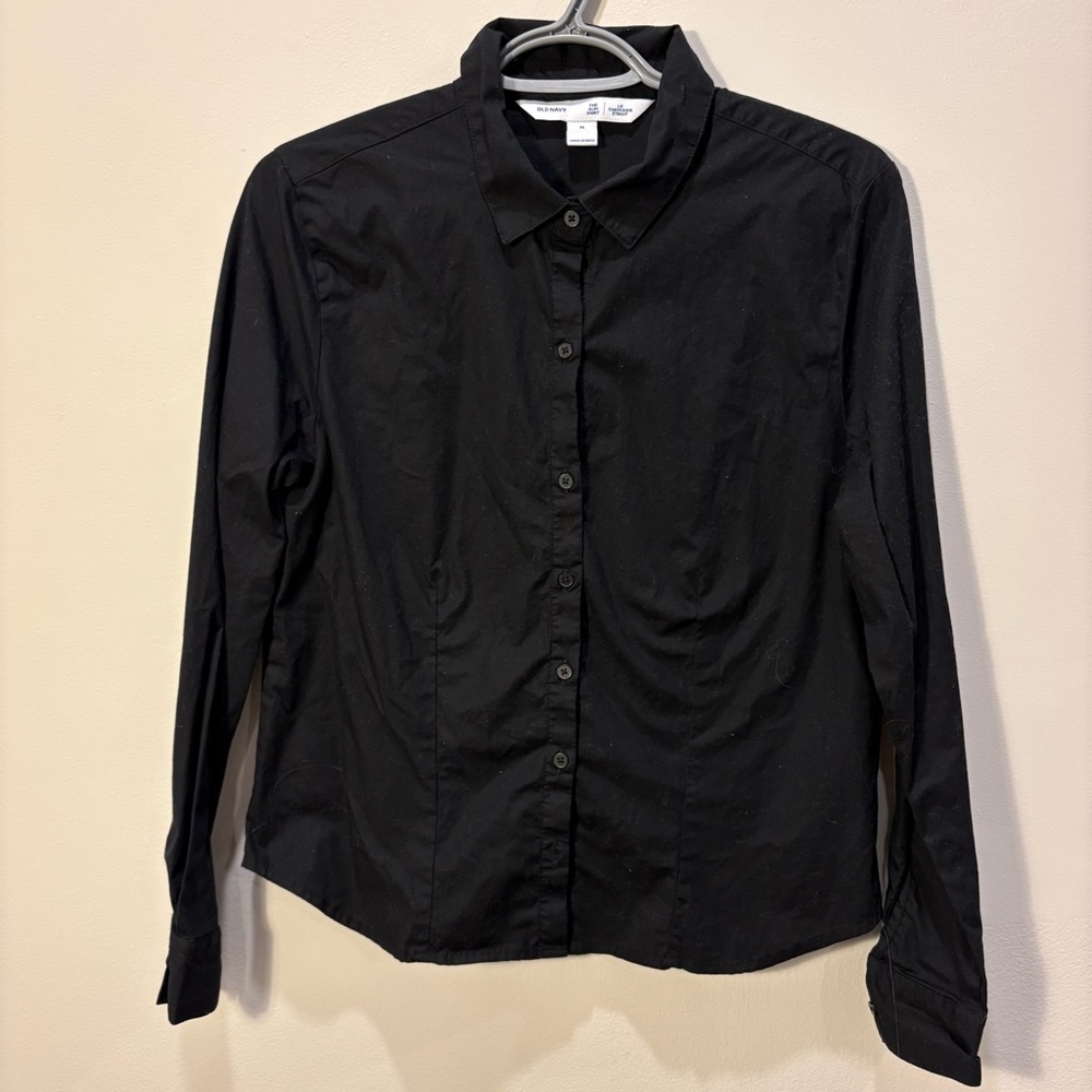 Old Navy Black Slim Button-Up Shirt